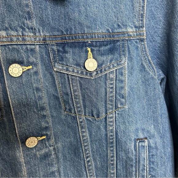 NWT TRAVE Denim Zoey Cropped Denim Jacket M - Picture 11 of 12